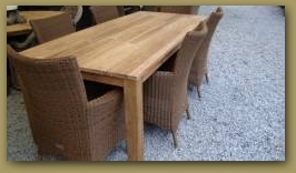 Tafel 2.10 m oude teak klik om te vergroten ->